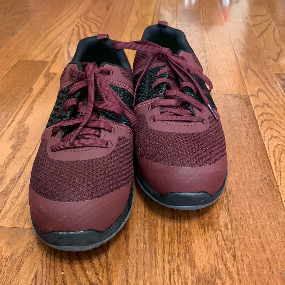 Womens Reebok Athletic Work Shoe with Memory Tech Massage Cushion Footbed-10.5M